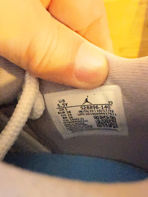5.5Y/ Jordan 11 Retro Low Cement Grey