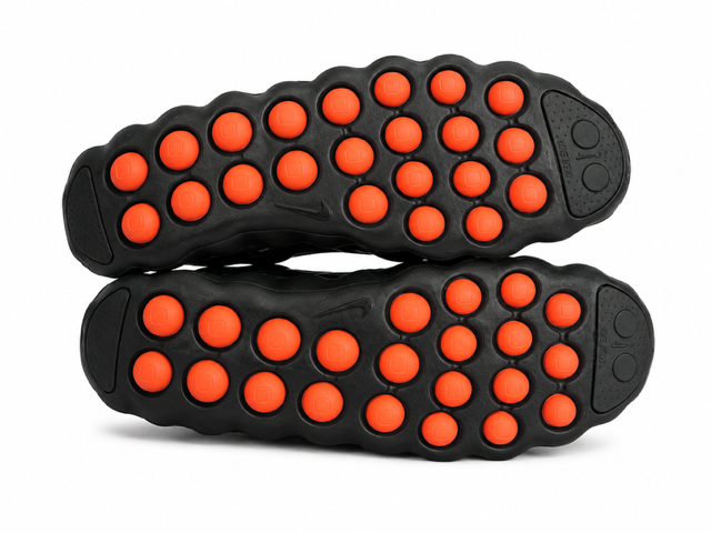 13M/ Nike Mind 002 Black Hyper Crimson