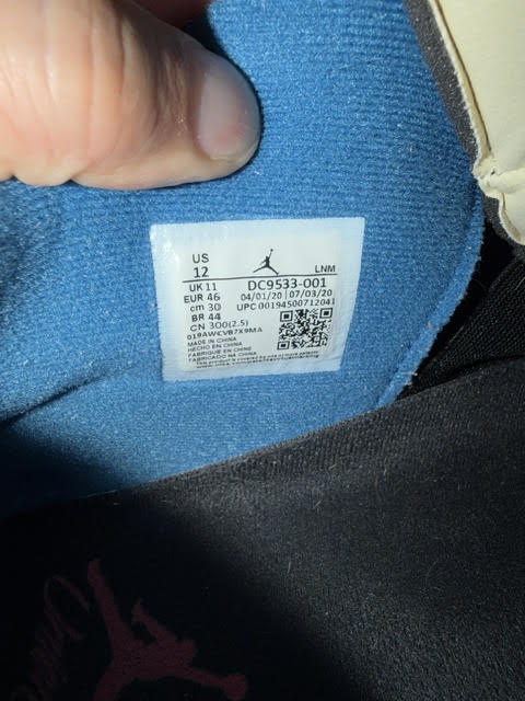 12M/ Jordan 4 Union Off Noir