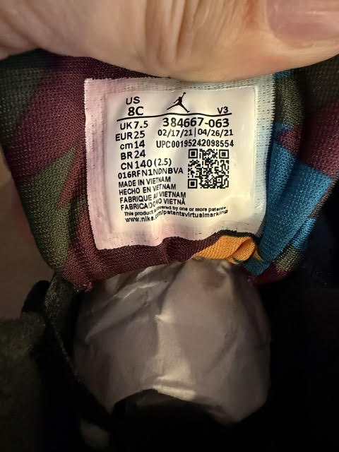 8C/ Jordan 6 Retro Bordeaux (TD)
