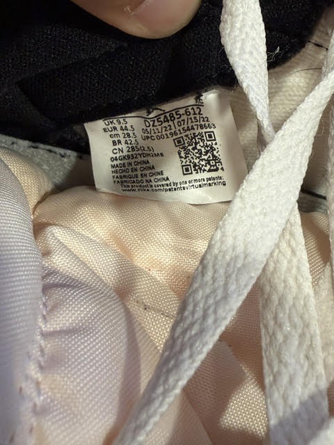 10.5M/ Jordan 1 Retro High OG Chicago Lost and Found